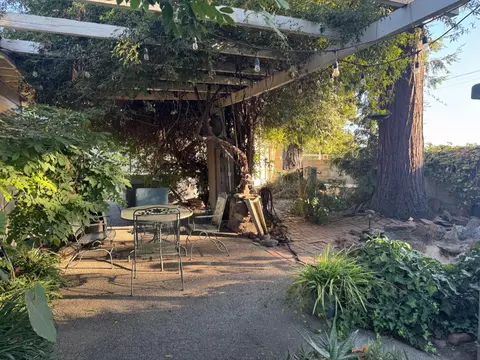 Exterior - 4865 E Woodbridge Rd, Acampo, CA 95220 photo 7 of 28