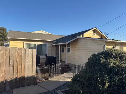 Exterior - 4865 E Woodbridge Rd, Acampo, CA 95220 photo 9 of 28