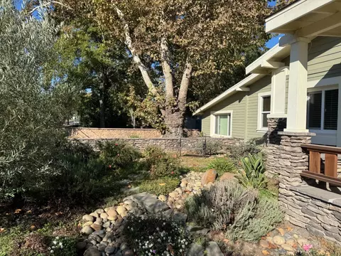 Exterior - 4865 E Woodbridge Rd, Acampo, CA 95220 photo 25 of 28