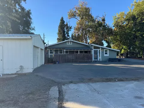 Exterior - 4865 E Woodbridge Rd, Acampo, CA 95220 photo 20 of 28