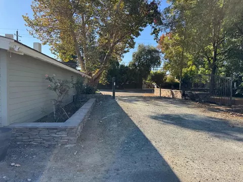 Exterior - 4865 E Woodbridge Rd, Acampo, CA 95220 photo 28 of 28