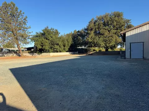 Exterior - 4865 E Woodbridge Rd, Acampo, CA 95220 photo 14 of 28