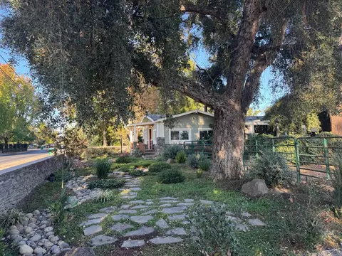 Exterior - 4865 E Woodbridge Rd, Acampo, CA 95220 photo 23 of 28