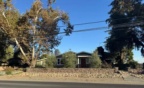 Exterior - 4865 E Woodbridge Rd, Acampo, CA 95220 photo 22 of 28
