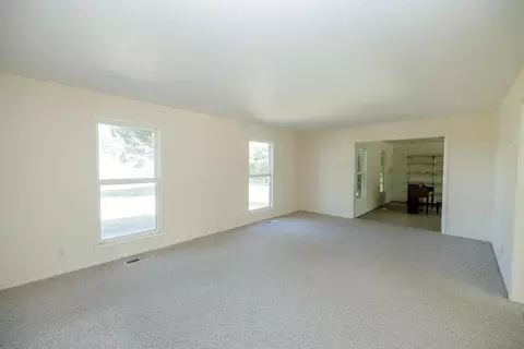 Living - 361 Arlberg Rd, Hickman, CA 95323 photo 4 of 14