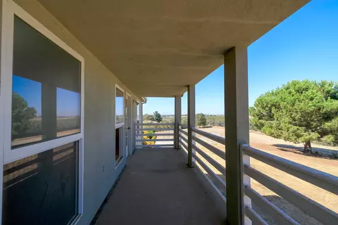 Exterior - 361 Arlberg Rd, Hickman, CA 95323 photo 3 of 10