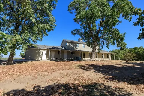 Exterior - 361 Arlberg Rd, Hickman, CA 95323 photo 6 of 10