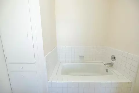 Bath - 361 Arlberg Rd, Hickman, CA 95323 photo 8 of 8
