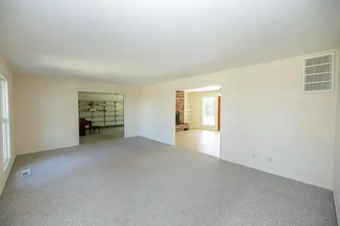Living - 361 Arlberg Rd, Hickman, CA 95323 photo 6 of 14