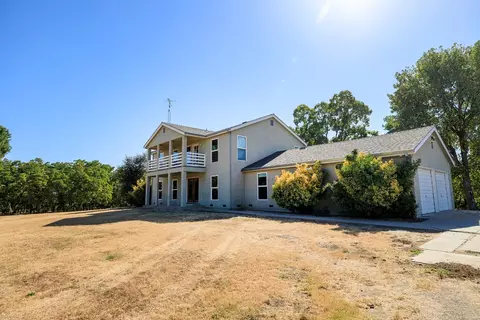 Exterior - 361 Arlberg Rd, Hickman, CA 95323 photo 9 of 10