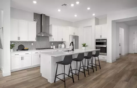Kitchen - 562 Lee Loop, Discovery Bay, CA 94505 photo 6 of 7