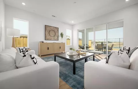 Living - 562 Lee Loop, Discovery Bay, CA 94505 photo 3 of 5