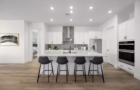 Kitchen - 562 Lee Loop, Discovery Bay, CA 94505 photo 5 of 7