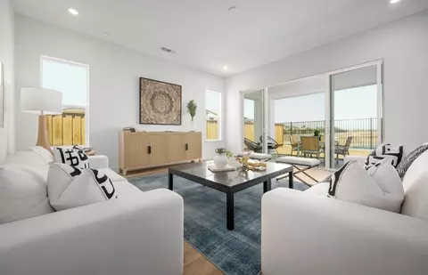 Living - 562 Lee Loop, Discovery Bay, CA 94505 photo 4 of 5