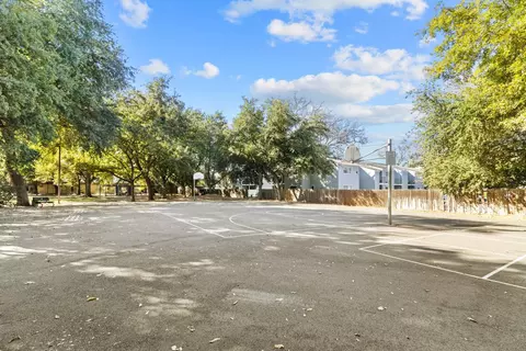 Exterior - 2861 Bidwell St #4, Davis, CA 95618 photo 5 of 5