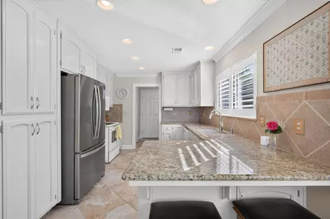 Kitchen - 1542 Timberlake Cir, Lodi, CA 95242 photo 1 of 4
