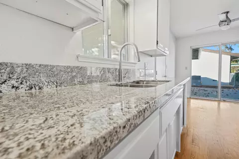 Kitchen - 145 Ginger Dr, Auburn, CA 95603 photo 4 of 6