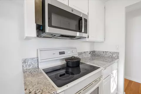 Kitchen - 145 Ginger Dr, Auburn, CA 95603 photo 6 of 6
