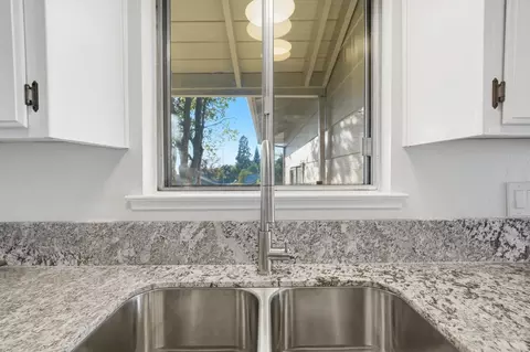 Kitchen - 145 Ginger Dr, Auburn, CA 95603 photo 5 of 6
