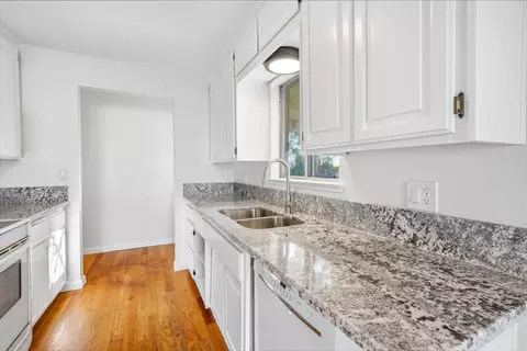 Kitchen - 145 Ginger Dr, Auburn, CA 95603 photo 2 of 6
