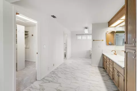 Entry Way - 1512 Timberlake Cir, Lodi, CA 95242 photo 2 of 3