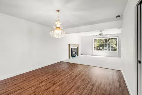 Living - 1512 Timberlake Cir, Lodi, CA 95242 photo 3 of 10