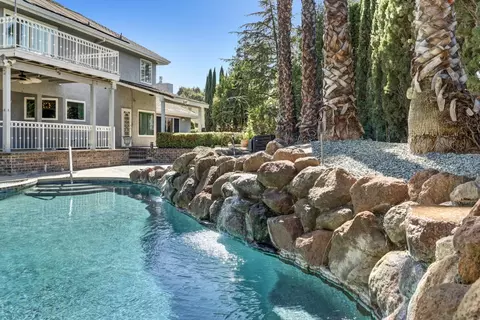 Exterior - 1512 Timberlake Cir, Lodi, CA 95242 photo 4 of 13