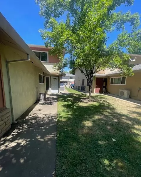 10827 Coloma Dr #3, Rancho Cordova, CA 95670