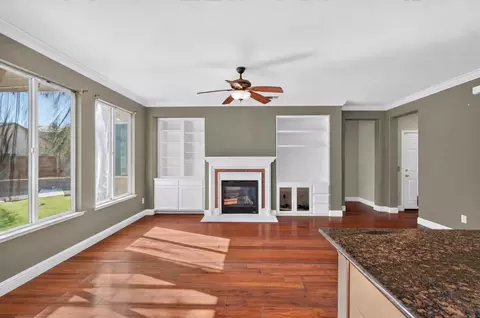 Living - 4736 Isabella Ave, Keyes, CA 95328 photo 5 of 9