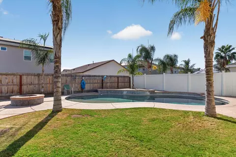 Exterior - 4736 Isabella Ave, Keyes, CA 95328 photo 7 of 11
