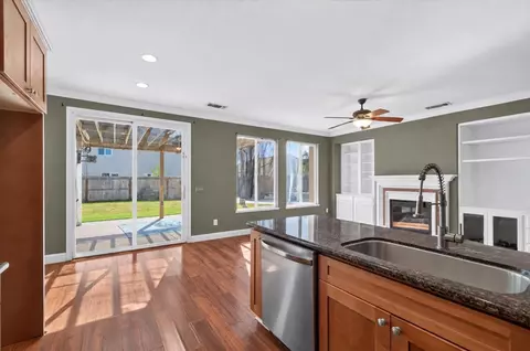 Living - 4736 Isabella Ave, Keyes, CA 95328 photo 6 of 9