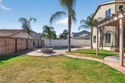 Exterior - 4736 Isabella Ave, Keyes, CA 95328 photo 5 of 11