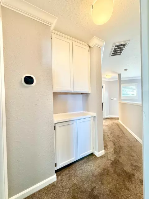 Entry Way - 2609 Beatrice Ln, Modesto, CA 95355 photo 8 of 8