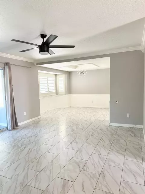 Living - 2609 Beatrice Ln, Modesto, CA 95355 photo 8 of 9
