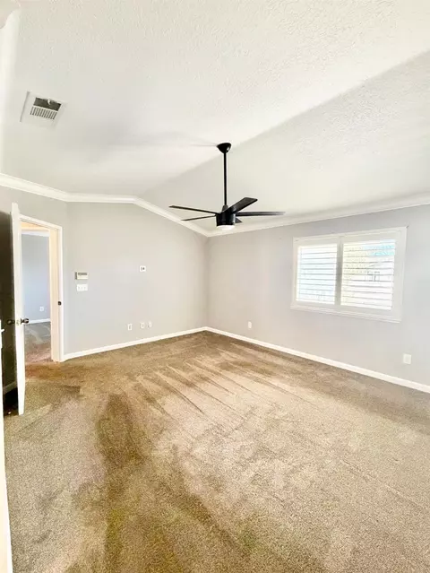 Bedroom - 2609 Beatrice Ln, Modesto, CA 95355 photo 4 of 6