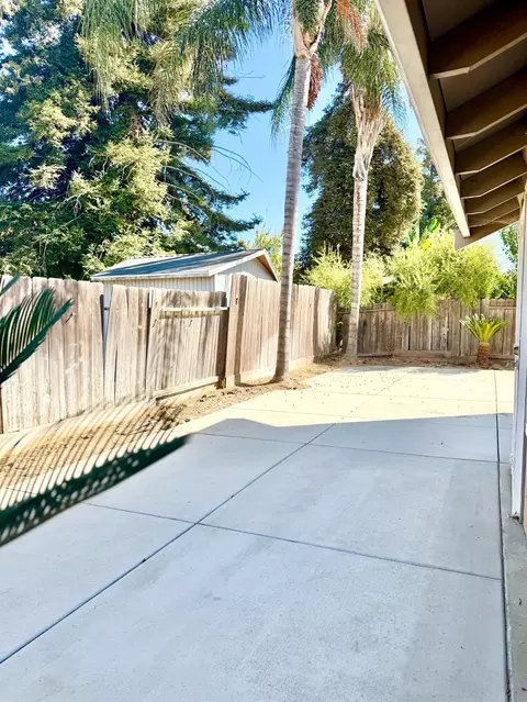 Exterior - 2609 Beatrice Ln, Modesto, CA 95355 photo 22 of 22