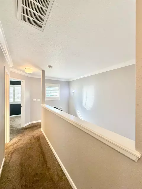 Entry Way - 2609 Beatrice Ln, Modesto, CA 95355 photo 6 of 8