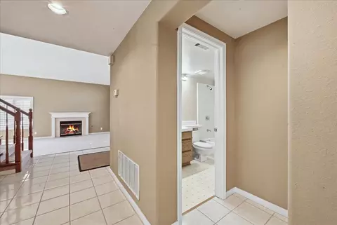 Entry Way - 761 Petrig St, Tracy, CA 95376 photo 4 of 8