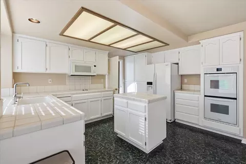 Kitchen - 761 Petrig St, Tracy, CA 95376 photo 1 of 3