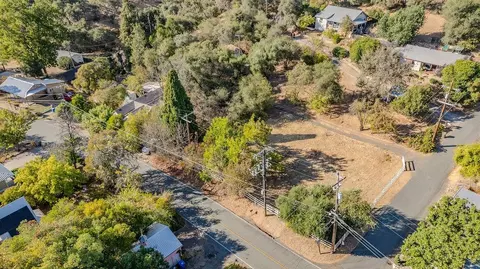 8516 Garden Ln, Mokelumne Hill, CA 95245