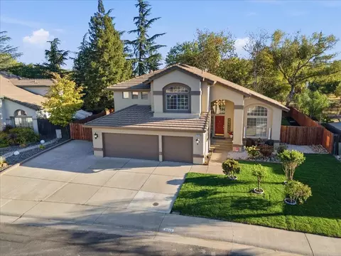 8943 N Camden Dr, Elk Grove, CA 95624