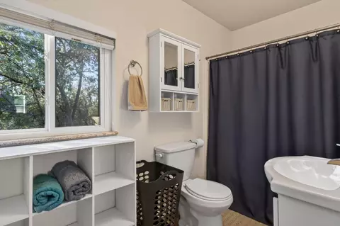 Bath - 4300 East Rd, Placerville, CA 95667 photo 1 of 2