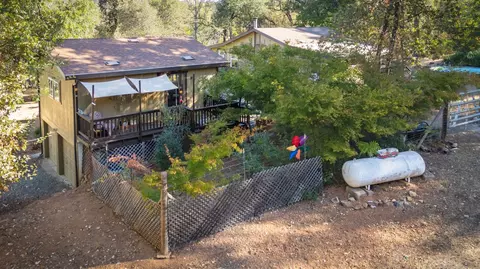 Exterior - 4300 East Rd, Placerville, CA 95667 photo 4 of 16
