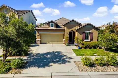 Exterior - 984 River Bend Dr, Lathrop, CA 95330 photo 1 of 5