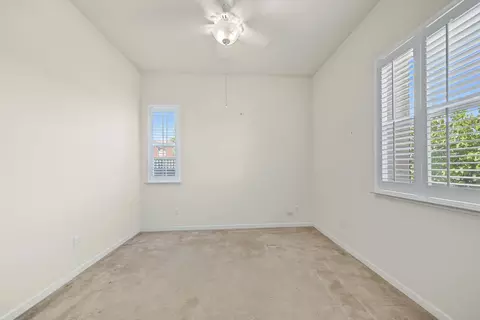 Bedroom - 984 River Bend Dr, Lathrop, CA 95330 photo 6 of 10