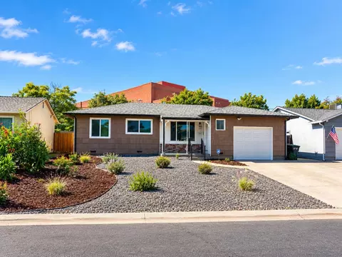 1828 Jamestown Dr, Sacramento, CA 95815