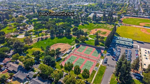 View/Area - 1109 Durant St, Modesto, CA 95350 photo 6 of 11