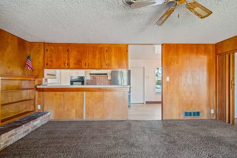 Living - 1109 Durant St, Modesto, CA 95350 photo 4 of 4