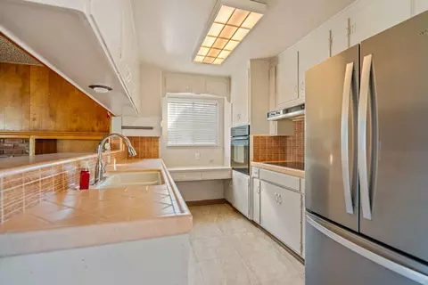 Kitchen - 1109 Durant St, Modesto, CA 95350 photo 1 of 3