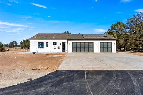 Exterior - 3920 Bankhead Rd, Loomis, CA 95650 photo 3 of 9